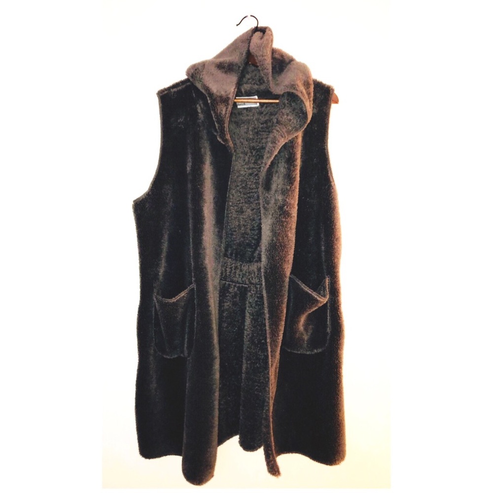 Hooded Soft Vest